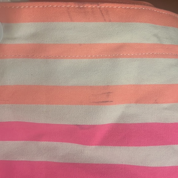 Victoria’s Secret 2017 Beach Tote - Picture 4 of 6